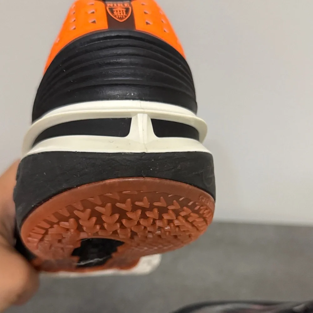 Gently used Nike GT cut version 2 Black and Orange basketball Sneaker Air zoom - Picture 13 of 14